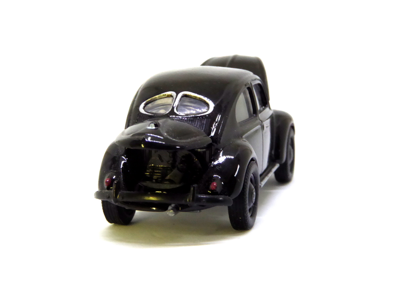 Illustration for article titled Hot Sixty 4th: Teutonic Tuesday with a Black Bug